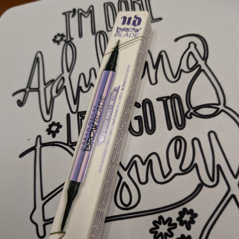 Urban Decay Brow Blade Pencil In Brown Sugar (US $28)!